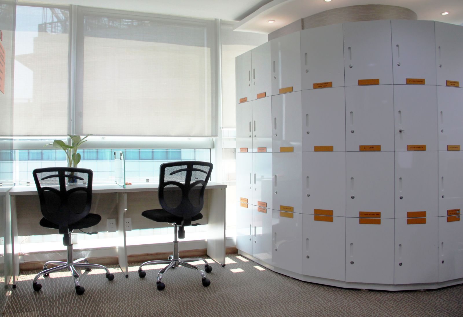 Chỗ ngồi làm việc thoải mái cho ngày dài làm việc tại G OFFICE