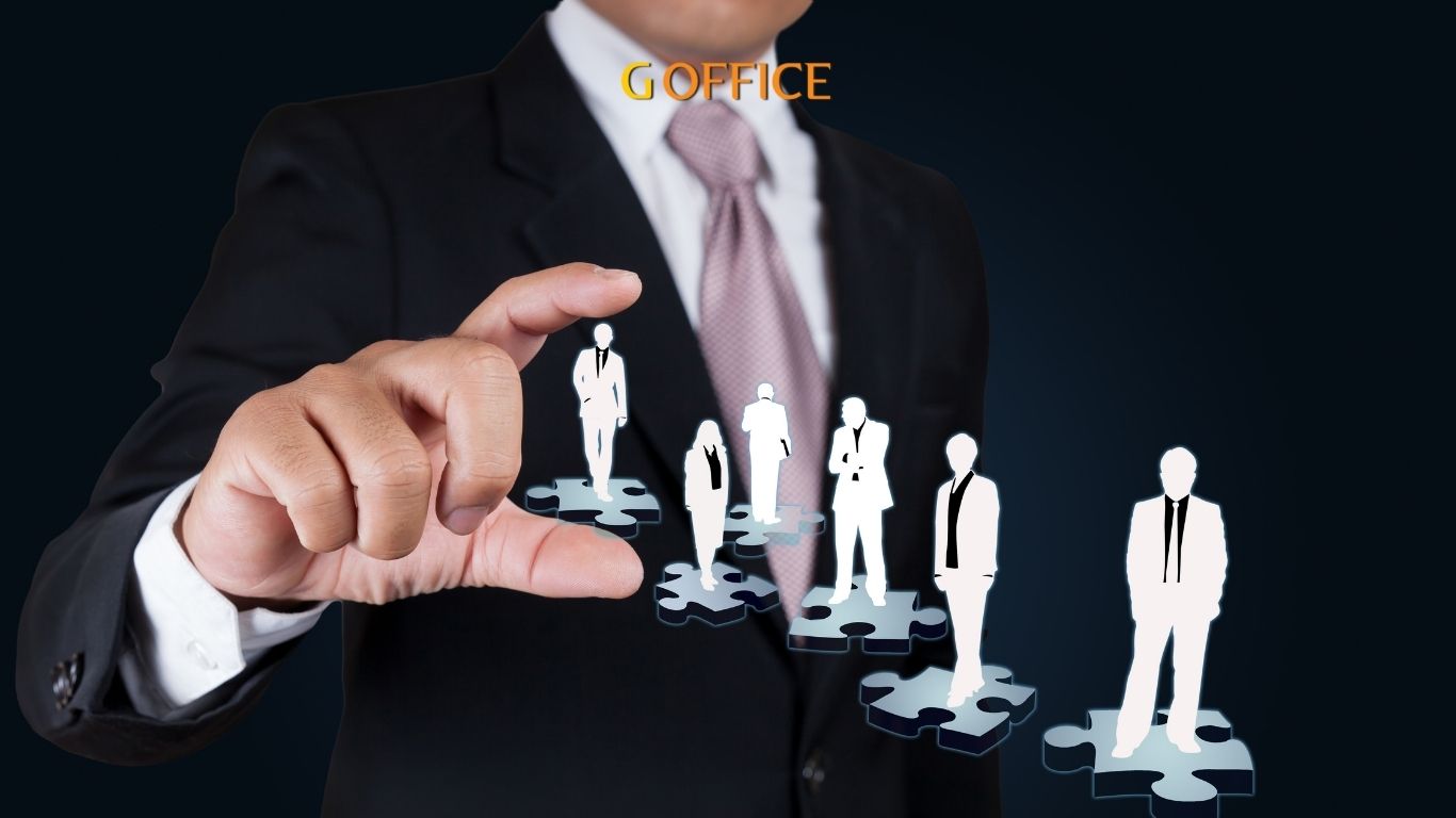 Nhà lãnh đạo có tầm nhìn xa - Nhà quản lý xem xét tình hình thực tại